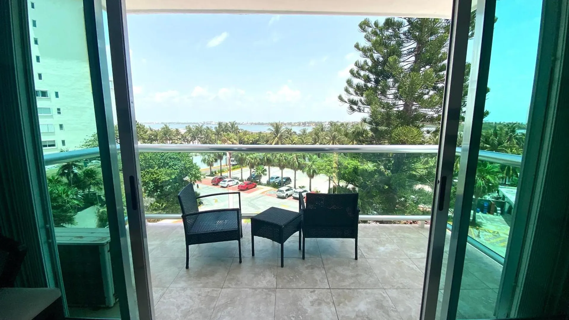 Cozy And Modern Apartment Cancun